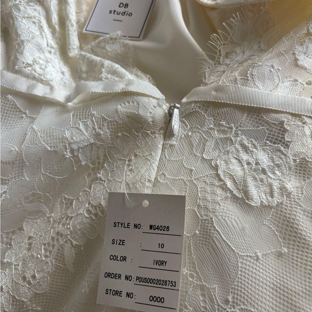 NWT DB Studio Elegant Ivory Lace Wedding Dress